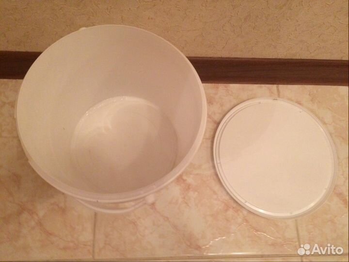 Пластиковые тары (б/у 5л)