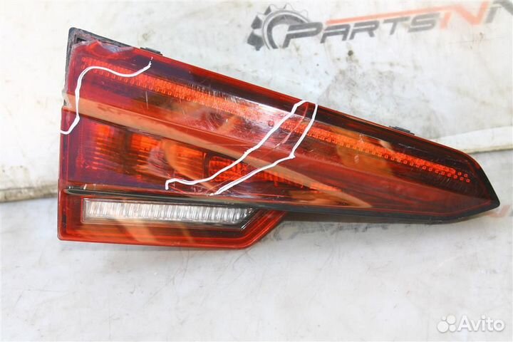 Фонарь задний левый Ауди A4 (B9)