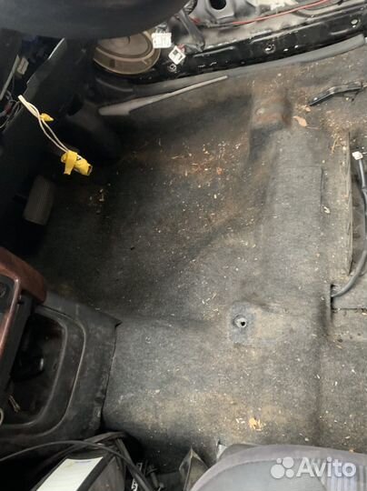 Ковролин Ниссан cube