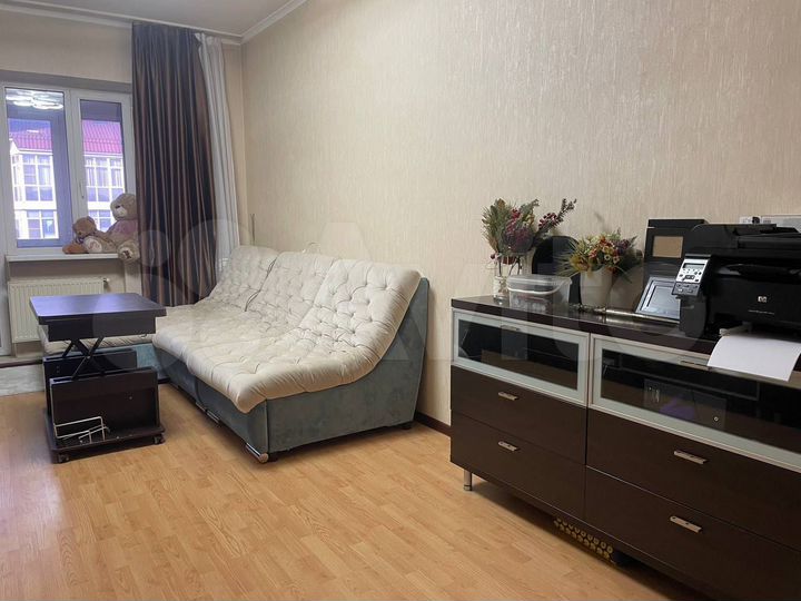 3-к. квартира, 80 м², 4/4 эт.