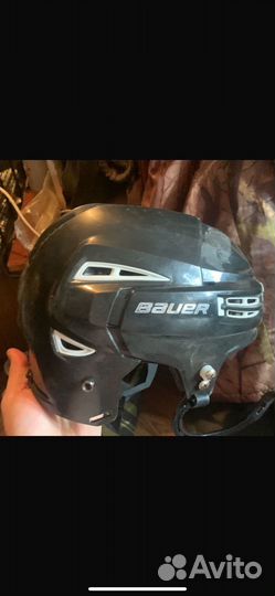 Продам шлем хоккеный баур