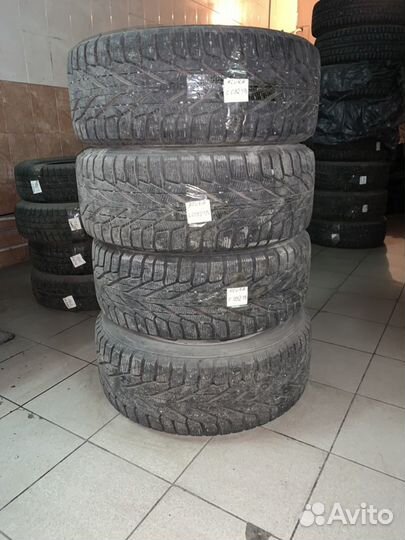 Nokian Tyres Hakkapeliitta R2 SUV 255/55 R18