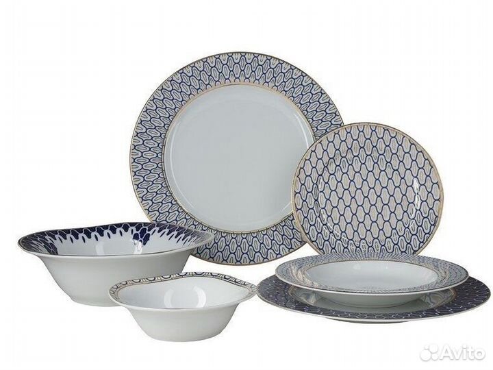 Столовый набор тарелок