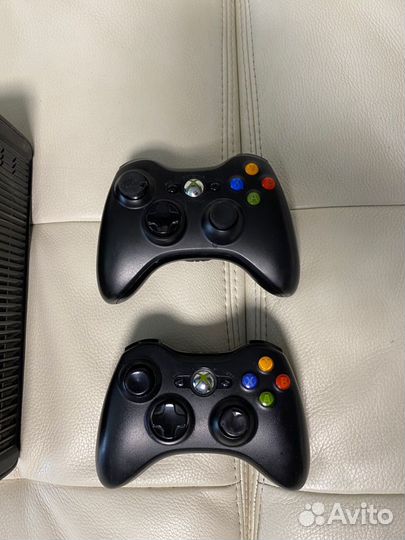 Xbox 360 slim, 250гб, сотни игр