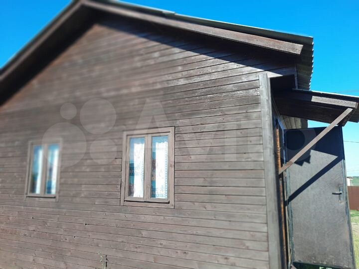 Дом 30 м² на участке 11,8 сот.