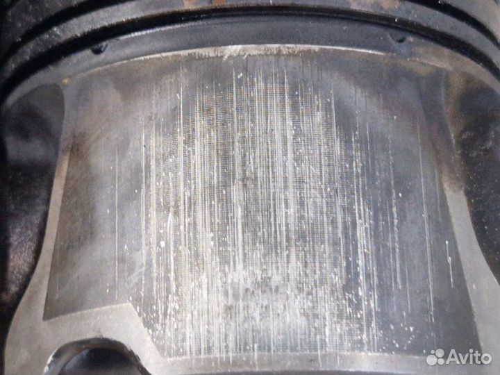 Поршень Volvo Xc90 D5244T4 2006