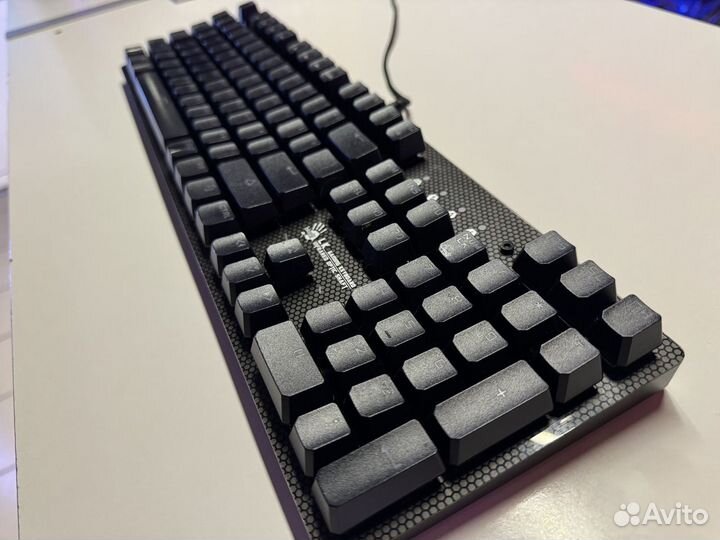 Игровая механическая клавиатура Bloody B810R