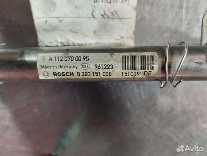 Топливная рампа Mercedes Ml W163 M112 3.2 I 2002