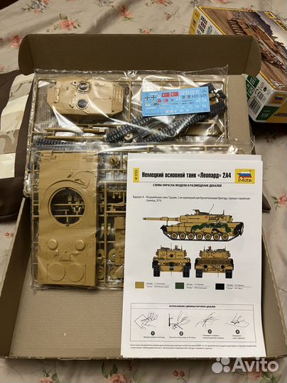 Модель танка Леопард 2А4 Звезда