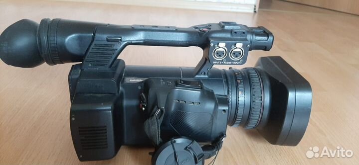 Видеокамера Panasonic AG-AC130