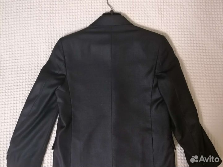Новый костюм (пиджак, брюки), р.128-132, пр.Италия