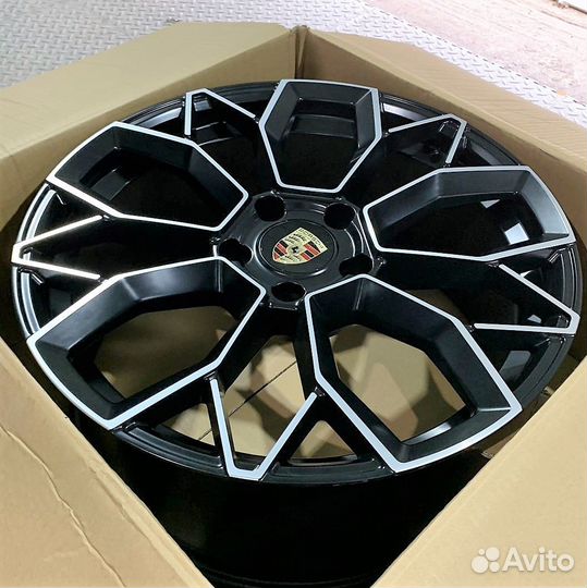 Диски R21 на Porsche Cayenne 3 Cayenne Coupe