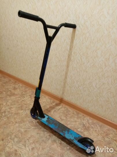 Трюковой самокат