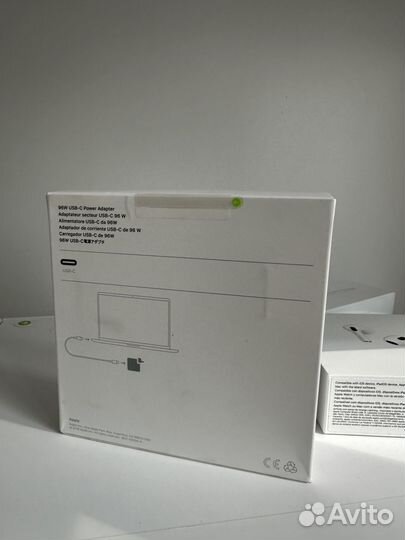 Сетевое зарядное устройство Apple USB-C мощностью
