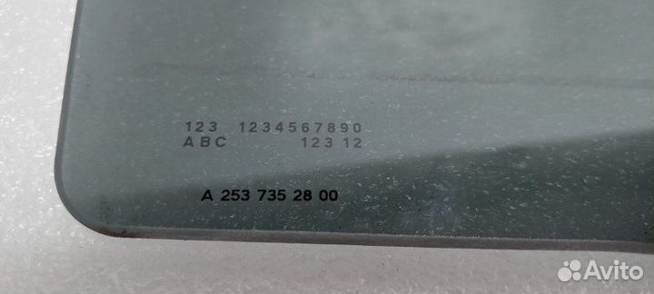 Стекло двери. заднее правое Mercedes-Benz Glc