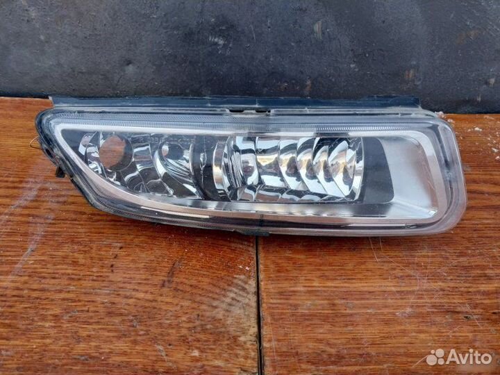 Птф правый Volkswagen Polo MK5 2015-2020