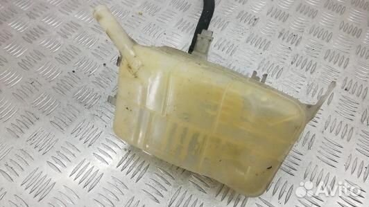 Бачок расширительный renault megane 3 (98C18NP01)