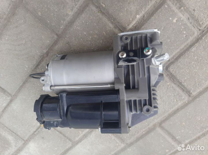 Компрессор пневмоподвески mercedes-benz S W221