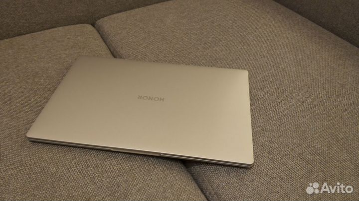 Honor MagicBook 16 Ryzen 5800H