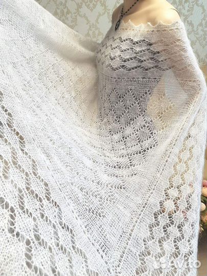 Белая паутинка Пуховая шаль ажурная Пуховый платок