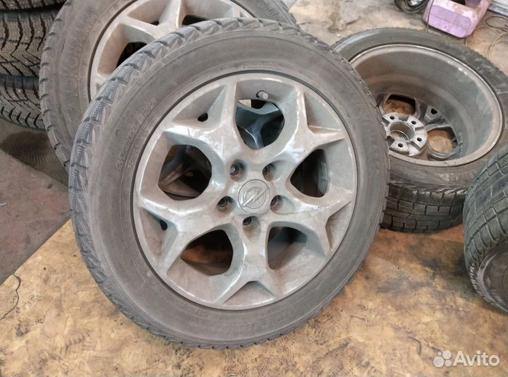 Yokohama Ice Guard IG60 205/55 R16