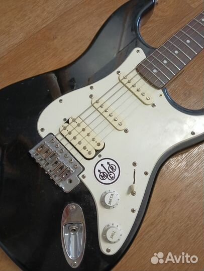 Электрогитара Fender squier stratocaster
