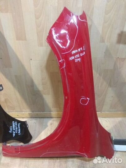 Крыло Mercedes Benz X156