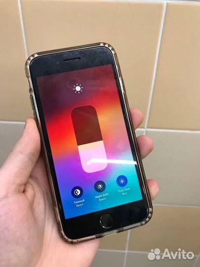 iPhone SE (2020), 128 ГБ