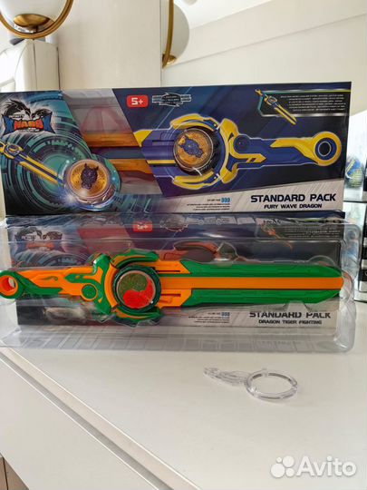 Меч бейблейд с светящими волчками