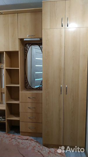 Шкаф в прихожую бу большой