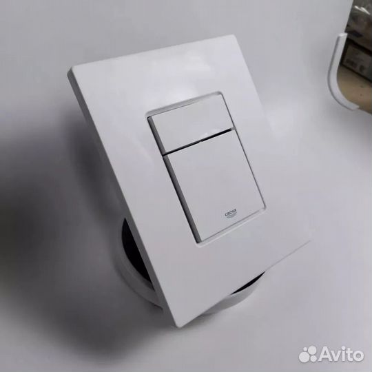 Инсталляция Grohe Rapid SL с кнопкой смыва белый