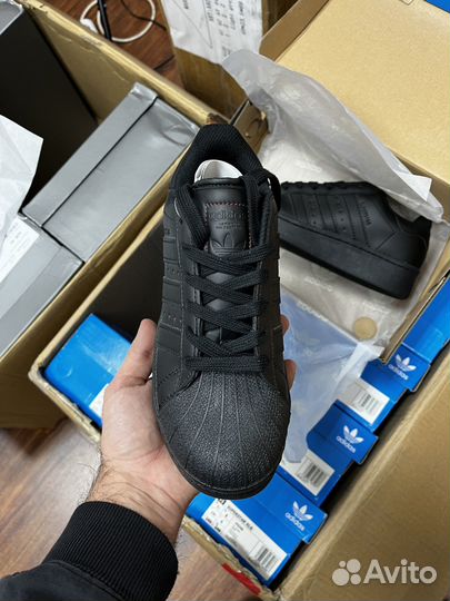 Adidas Super Star XLG черные женские