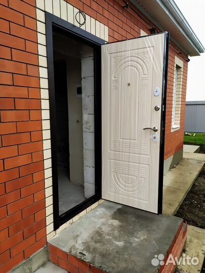 Дверь входная