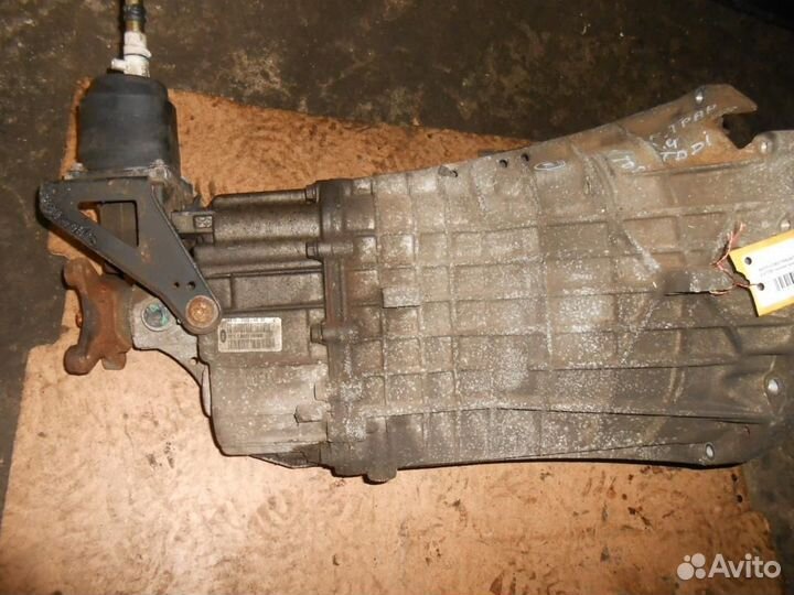 МКПП (механическая коробка переключения передач) F