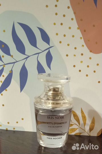 Парфюмерная вода Черный Ирис Ив Роше Франция