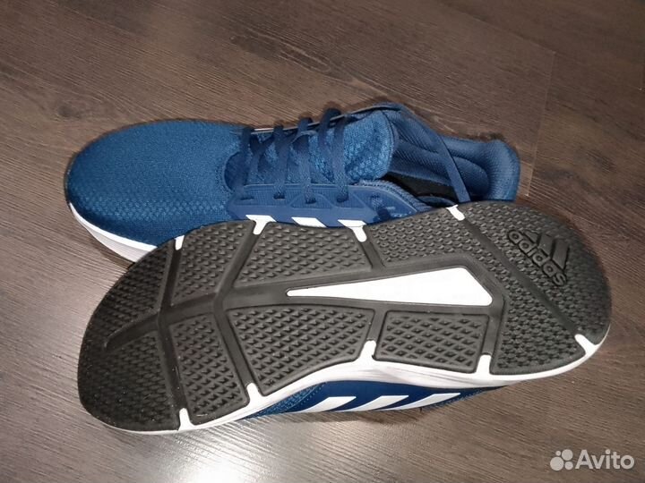 Кроссовки Adidas