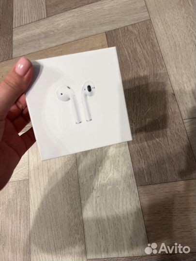 Коробка от airpods
