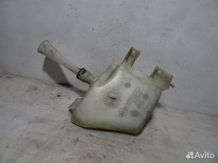 Бачок омывателя Ниссан Примера П12