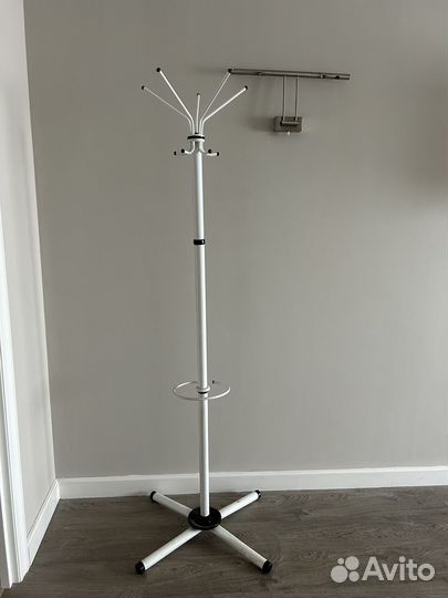 Вешалка напольная