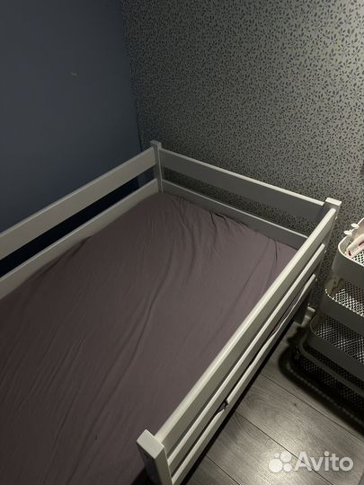 Продам детскую кроватку