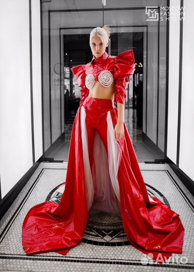 Швея портной модельер дизайнер