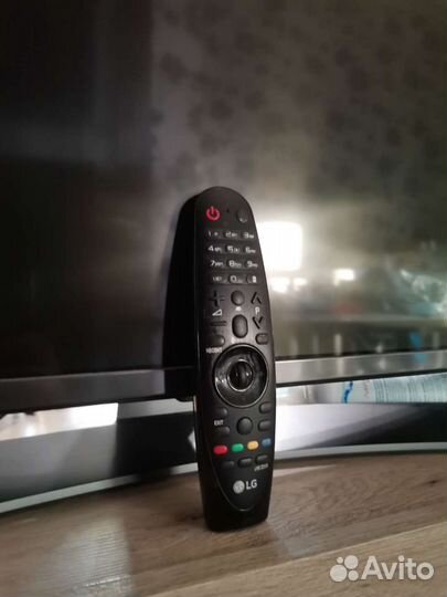 LG UHD телевизор 43'' + пульт