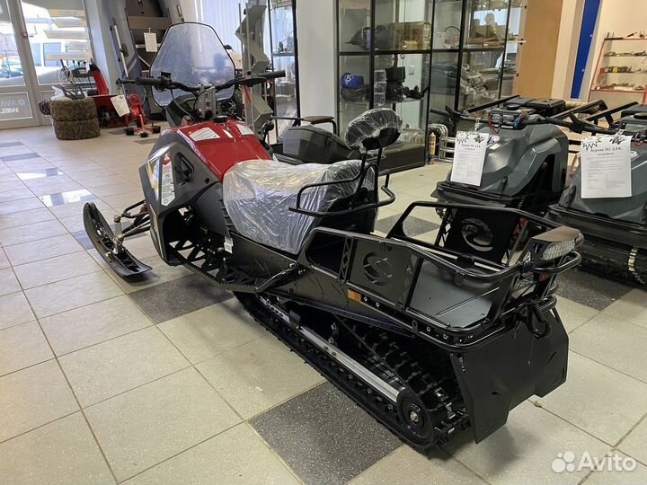 Снегоход Стелс Капитан 200 витринный