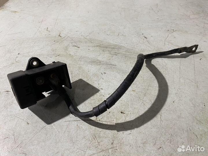 Клемма плюсовая BMW 5 series E34