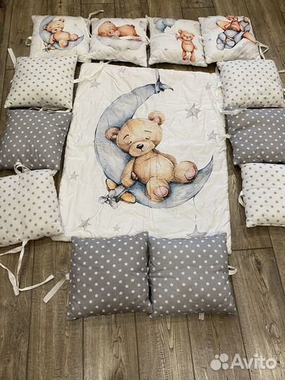 Комплект в детскую кроватку