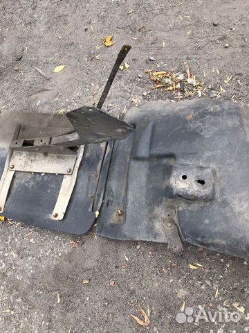 Крыло переднее фредлайнер