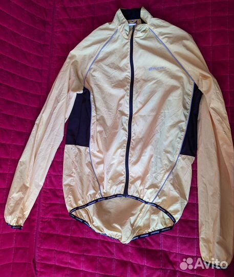 Ветровки для бега и велосипеда