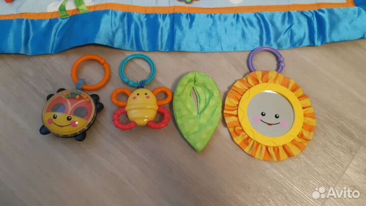 Развивающий коврик fisher price