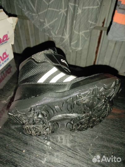 Зимние ботинки adidas