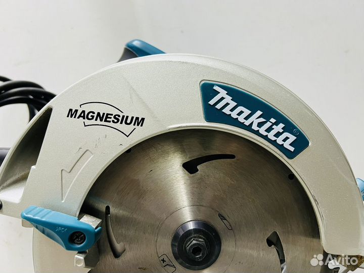 Дисковая пила Makita 5008MG